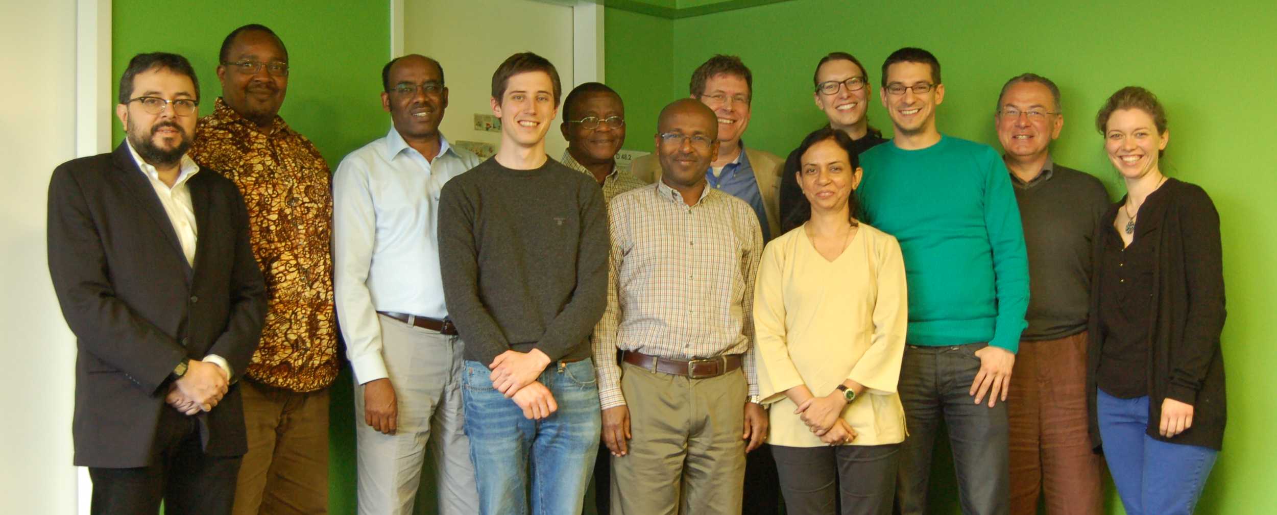 Enlarged view: A group photo of all project participants who attended the r4d kick-off meeting in May 2014.