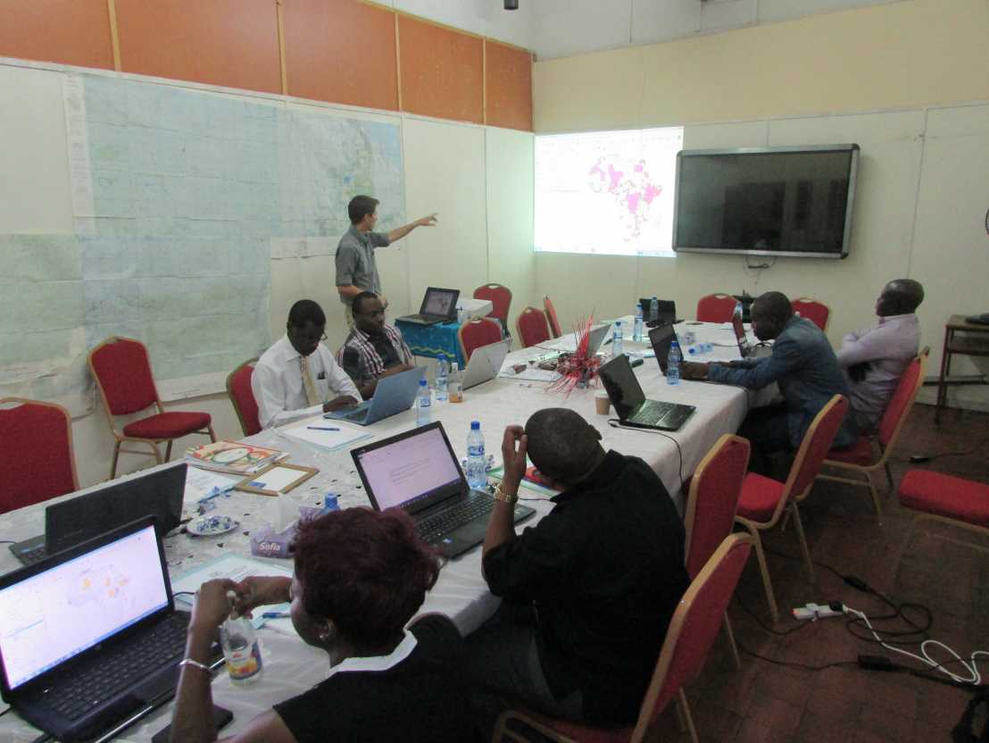 Enlarged view: During a session of the GIS workshop at the Dag Hammersköld Institute for Peace and Conflict Studies, September 2016